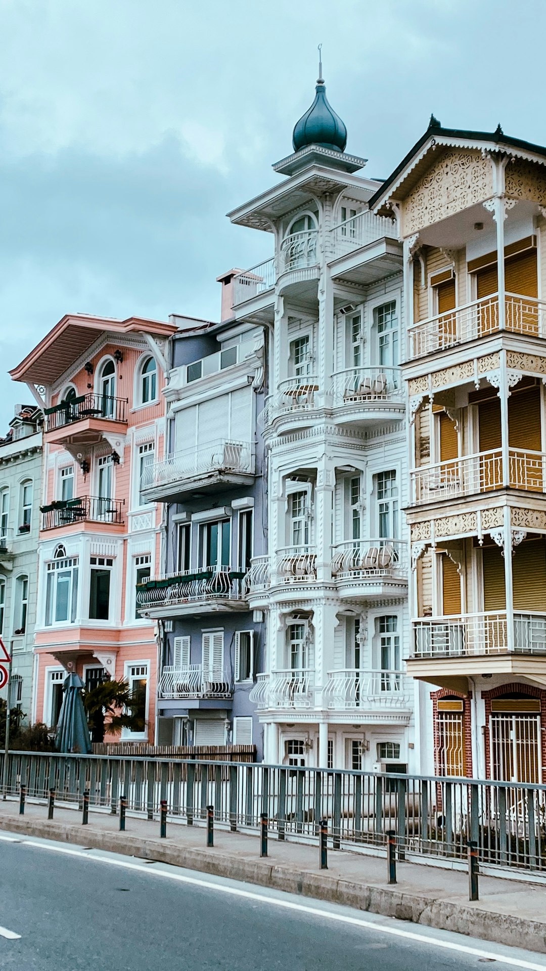 Yüksek Katlı Binalarda Taşıma: Asansör Planı